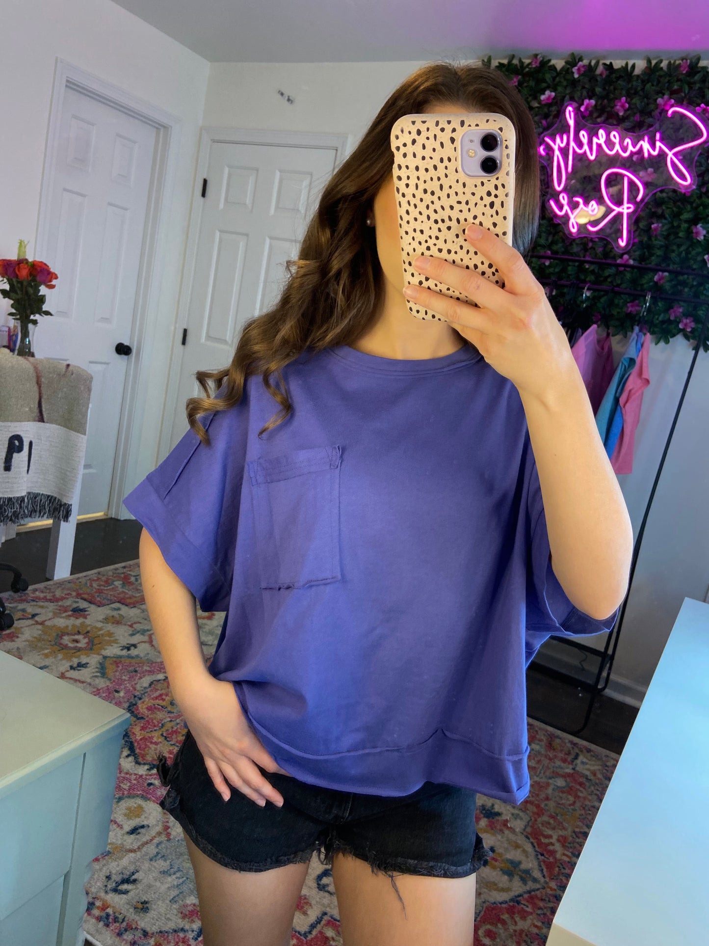 Marlin Exposed Seam Oversized Tee