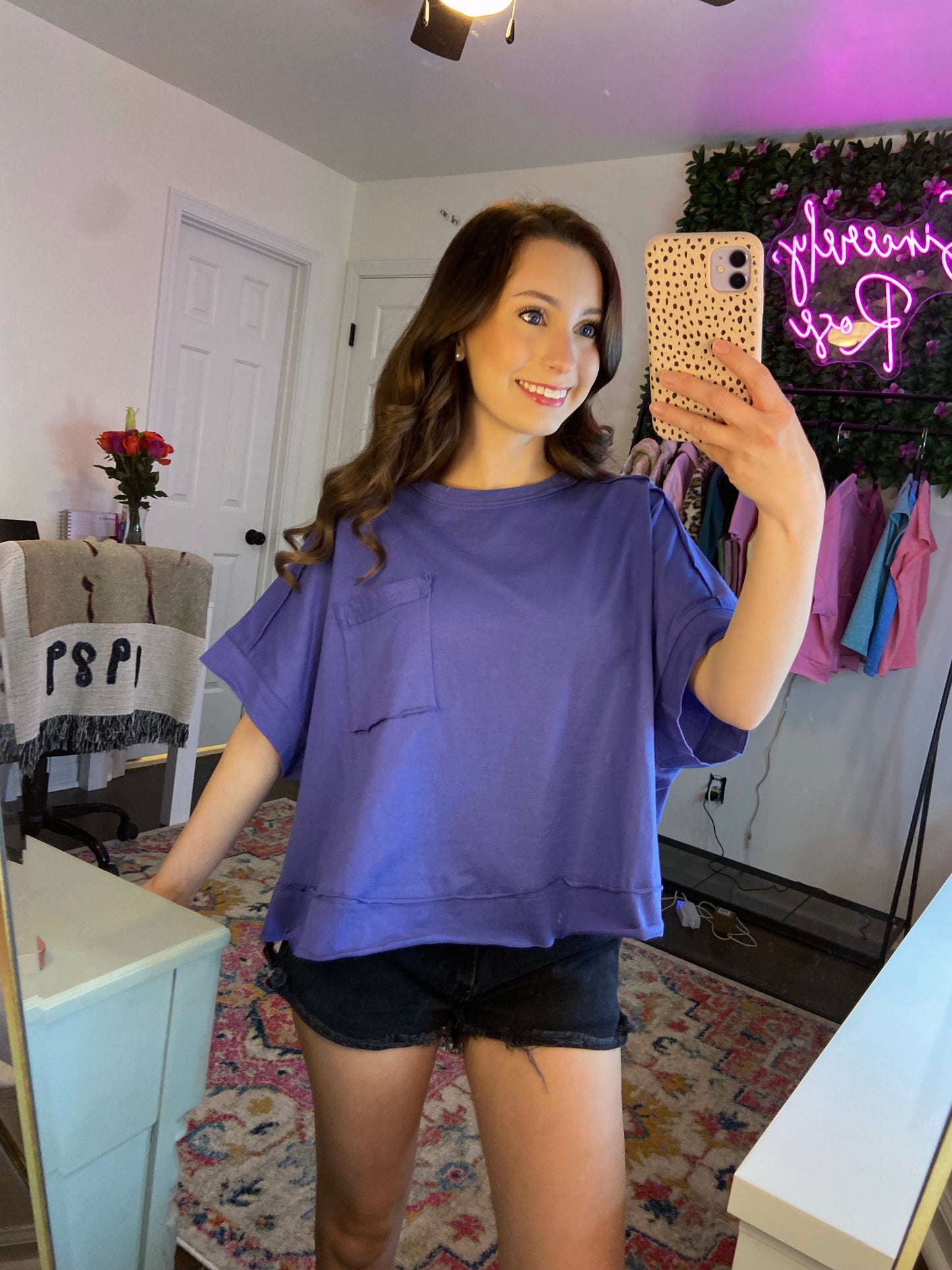 Marlin Exposed Seam Oversized Tee