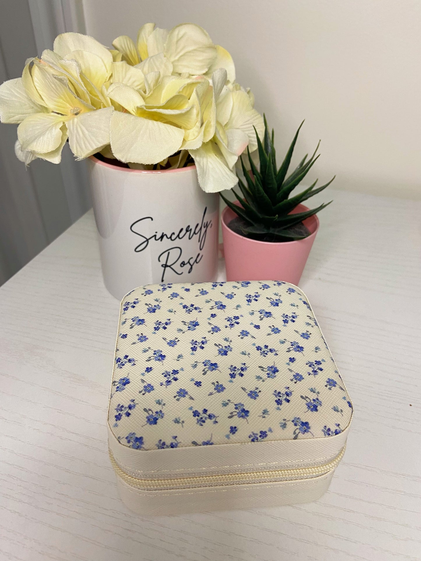 Blue Bloom Jewelry Case