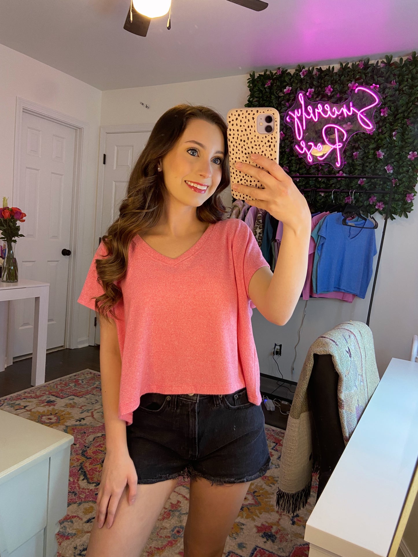LARGE LEFT | Miley Tee - Fuchsia