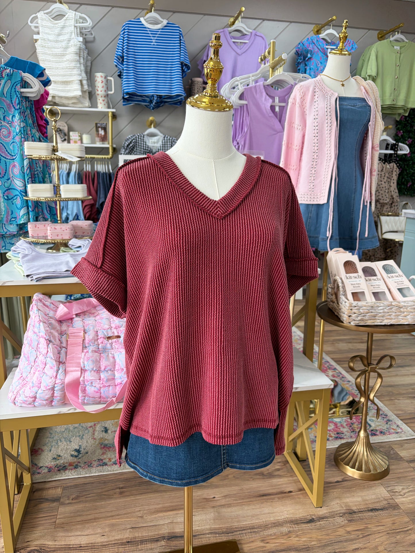 Lanie V-Neck Top - Burgundy