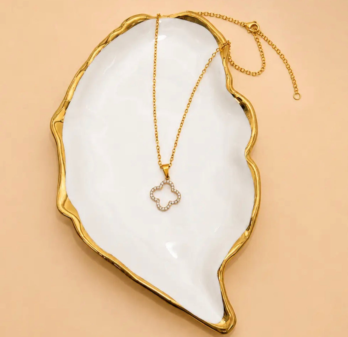 Clover Necklace - Gold